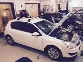 OPEL ASTRA H 2012